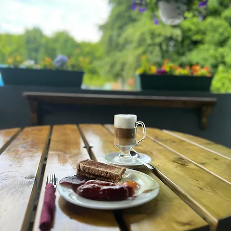 The Coach House * Moycullen